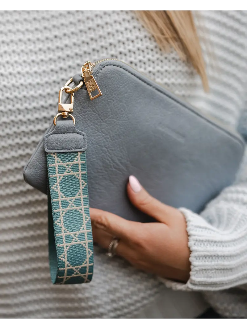 5236 MANDY CLUTCHChambray-10