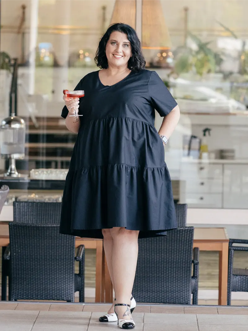 Lucy Mini Black Size 20 Front