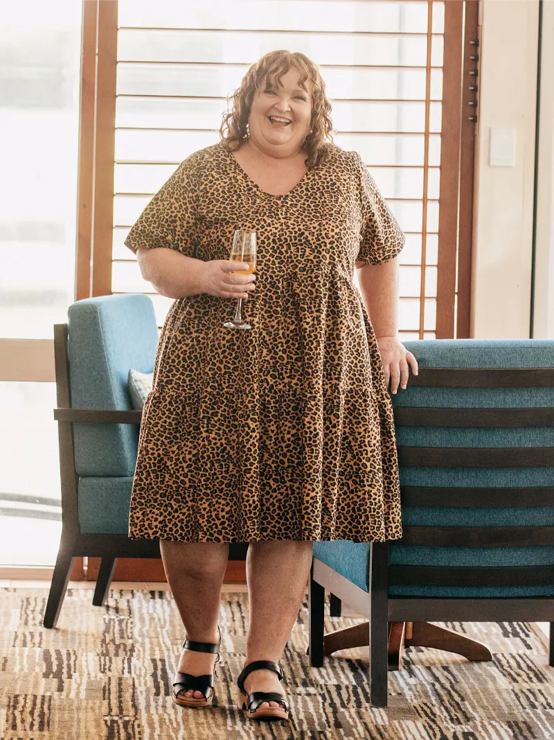 Lucy Mini Leopard Brown Size 22 Front Drink